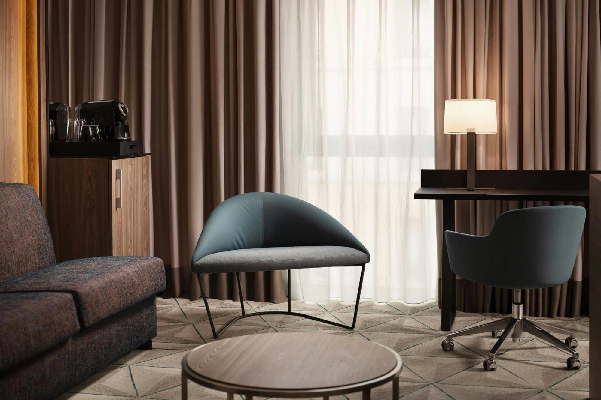 Courtyard By Marriott Paris Porte De Versailles Issy-les-Moulineaux Εξωτερικό φωτογραφία